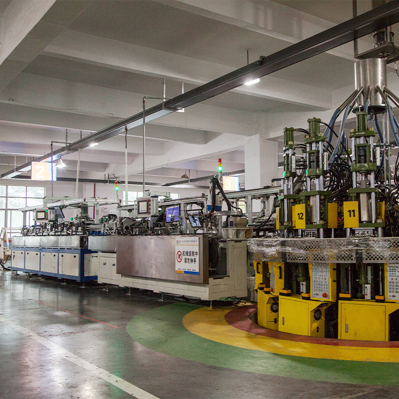 Krajowa standardowa automatyczna linia produkcyjna ogona komputerowego